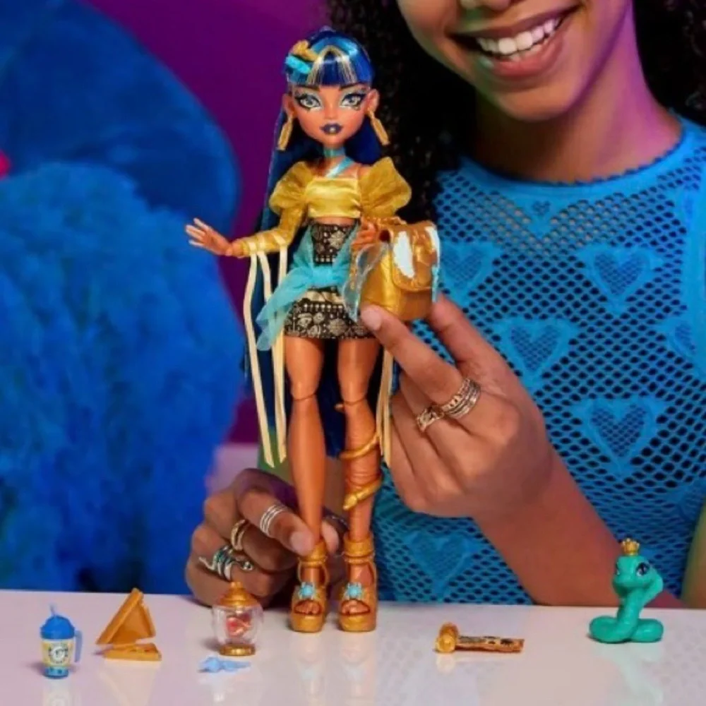 🐍Monster High Cleo De Nile Doll w/ Hissette Cobra & Accessories New Collectible - Picture 6 of 10